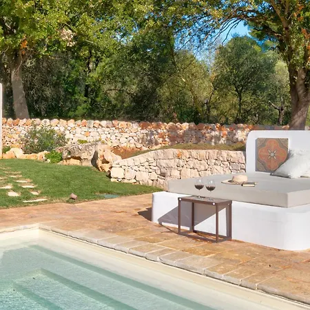 Trulli Pupa, Charming With Exclusive Pool Villa *