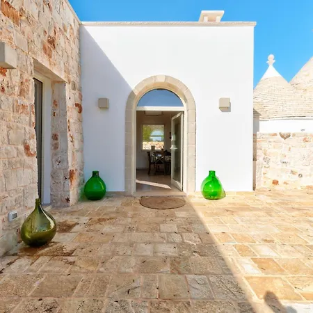 Trulli Pupa, Charming With Exclusive Pool Villa