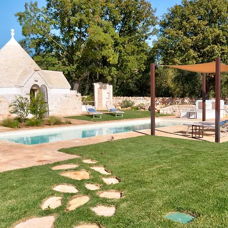 Trulli Pupa, Charming With Exclusive Pool *