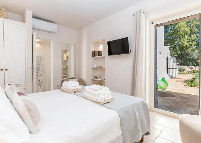 Villa Trulli Pupa, Charming With Exclusive Pool Cisternino