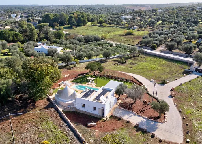 Trulli Pupa, Charming With Exclusive Pool