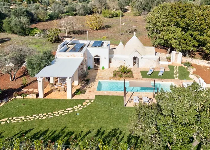 Trulli Pupa, Charming With Exclusive Pool Villa *