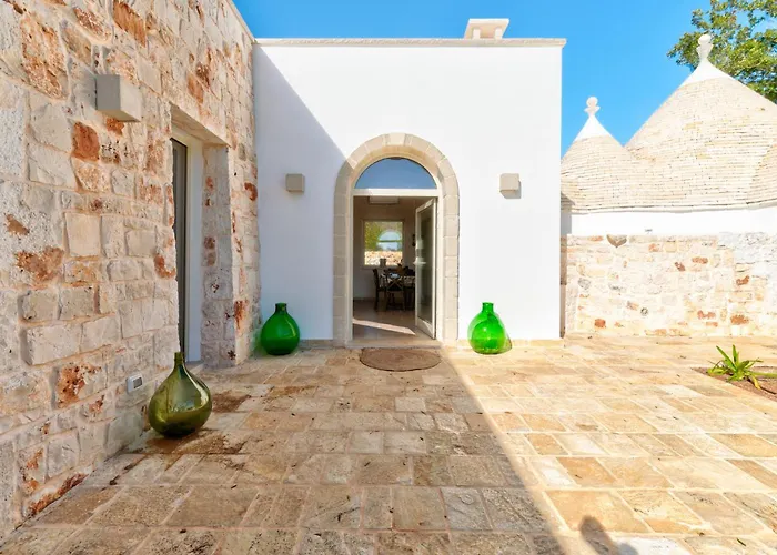 Trulli Pupa, Charming With Exclusive Pool Villa
