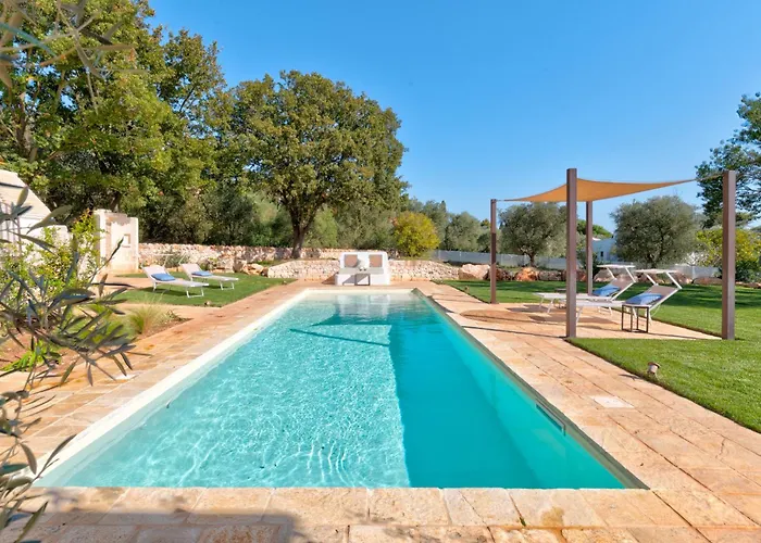 Trulli Pupa, Charming With Exclusive Pool *