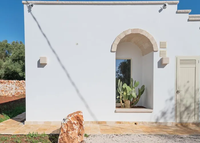 Trulli Pupa, Charming With Exclusive Pool